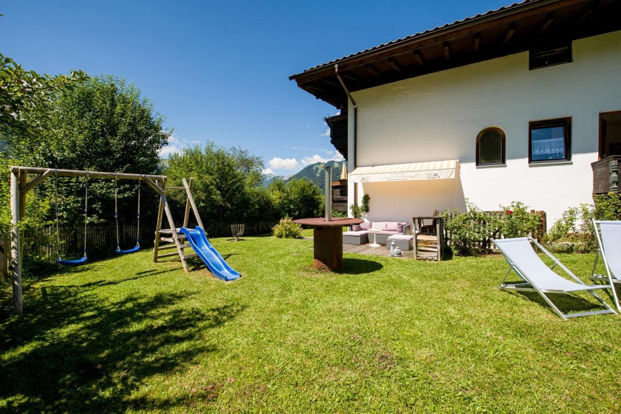 Tyrol Appartements Ehrwald Bagian luar foto