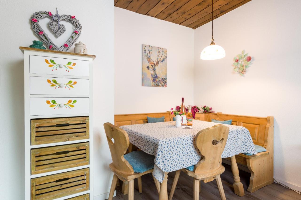 Tyrol Appartements Ehrwald Bagian luar foto