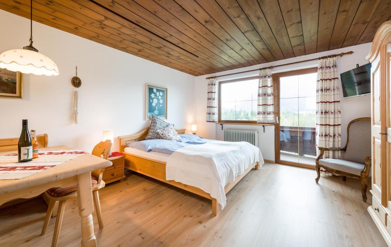 Tyrol Appartements Ehrwald Bagian luar foto