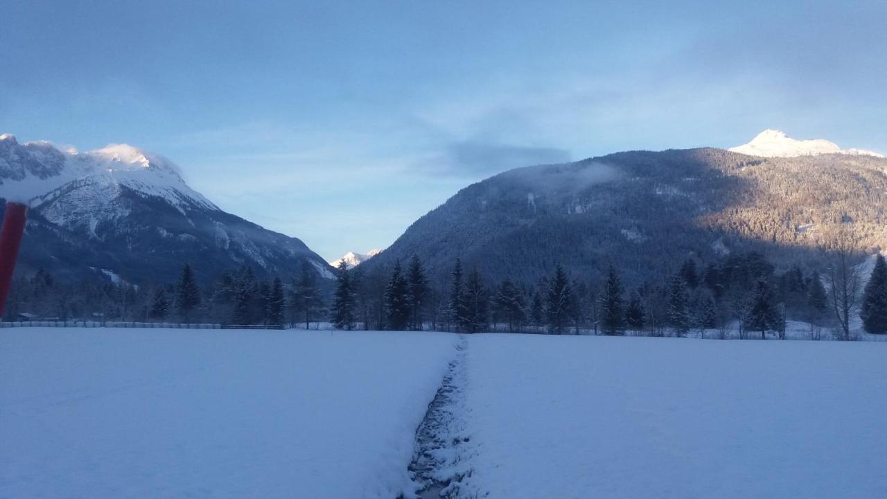 Tyrol Appartements Ehrwald Bagian luar foto