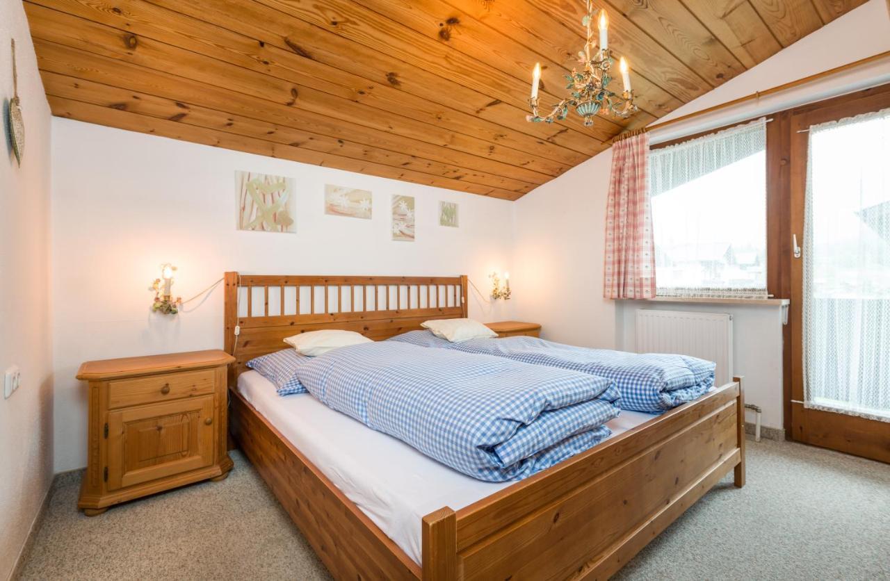 Tyrol Appartements Ehrwald Bagian luar foto