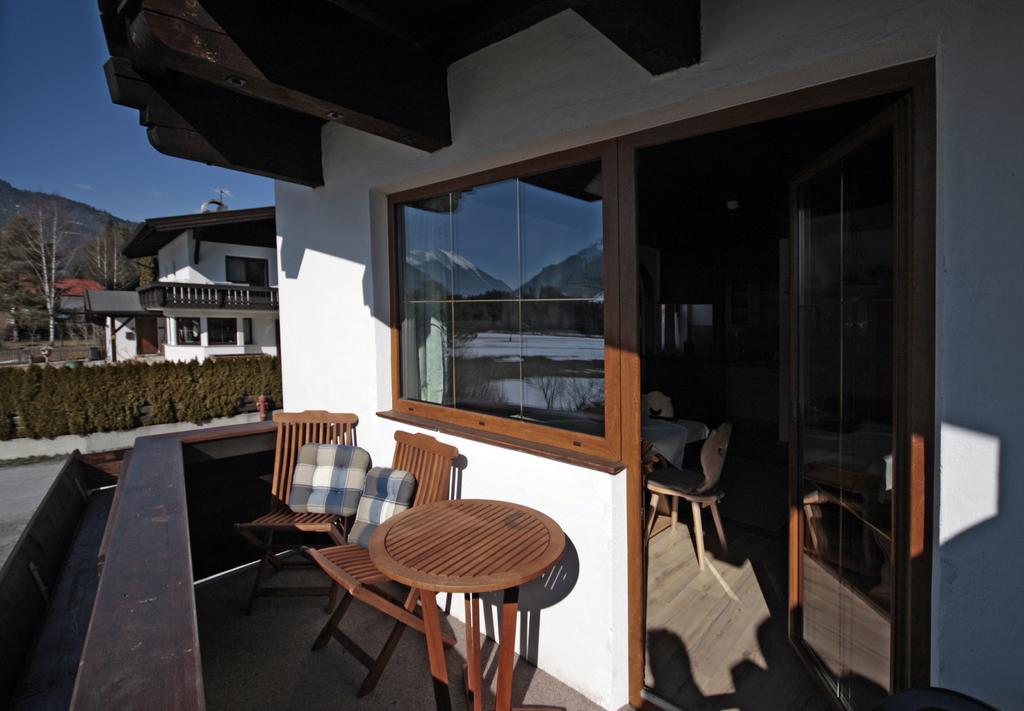 Tyrol Appartements Ehrwald Bagian luar foto