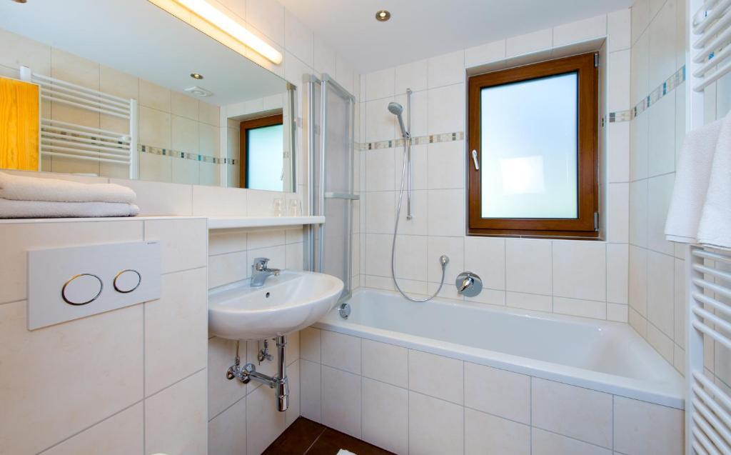 Tyrol Appartements Ehrwald Ruang foto