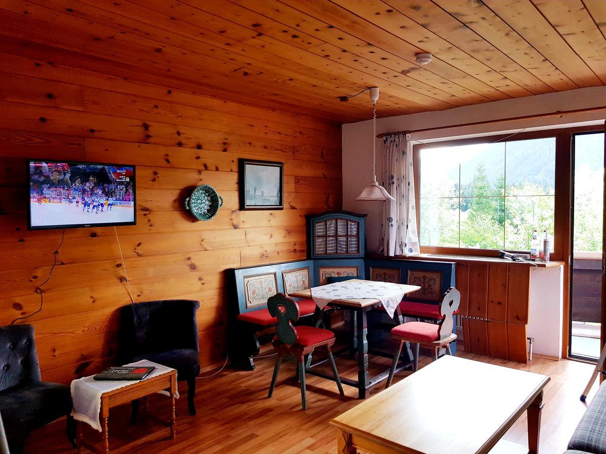 Tyrol Appartements Ehrwald Bagian luar foto