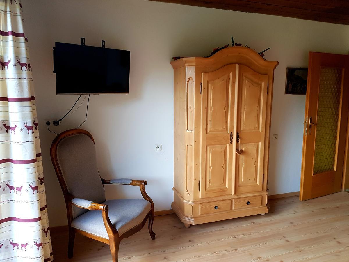 Tyrol Appartements Ehrwald Bagian luar foto